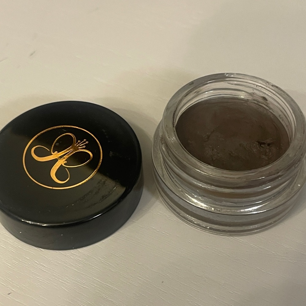 USED AUTHENTIC Anastasia Beverly Hills DipBrow Pomade in dark brown.